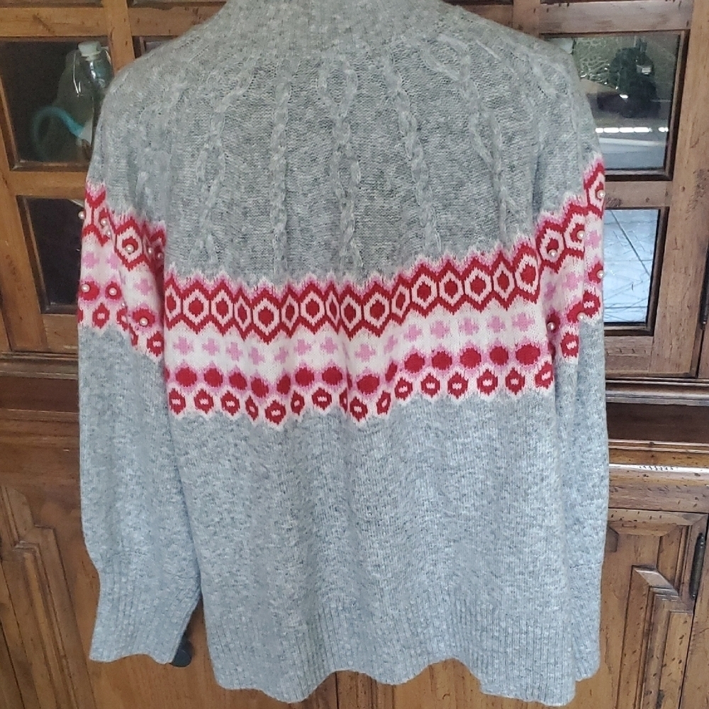 St. John's Bay Gray Turtleneck with Pink and Red Accents - Picture 6 of 8